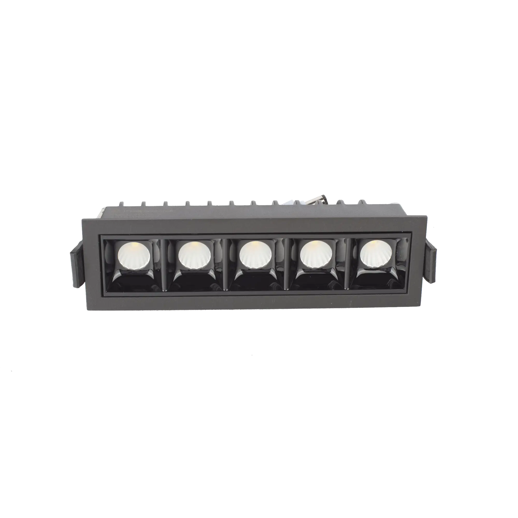 Reflector Empotrable / LUZ Fría / 110 V / 10 W / 750 lúmenes / 50000 hrs / IP20