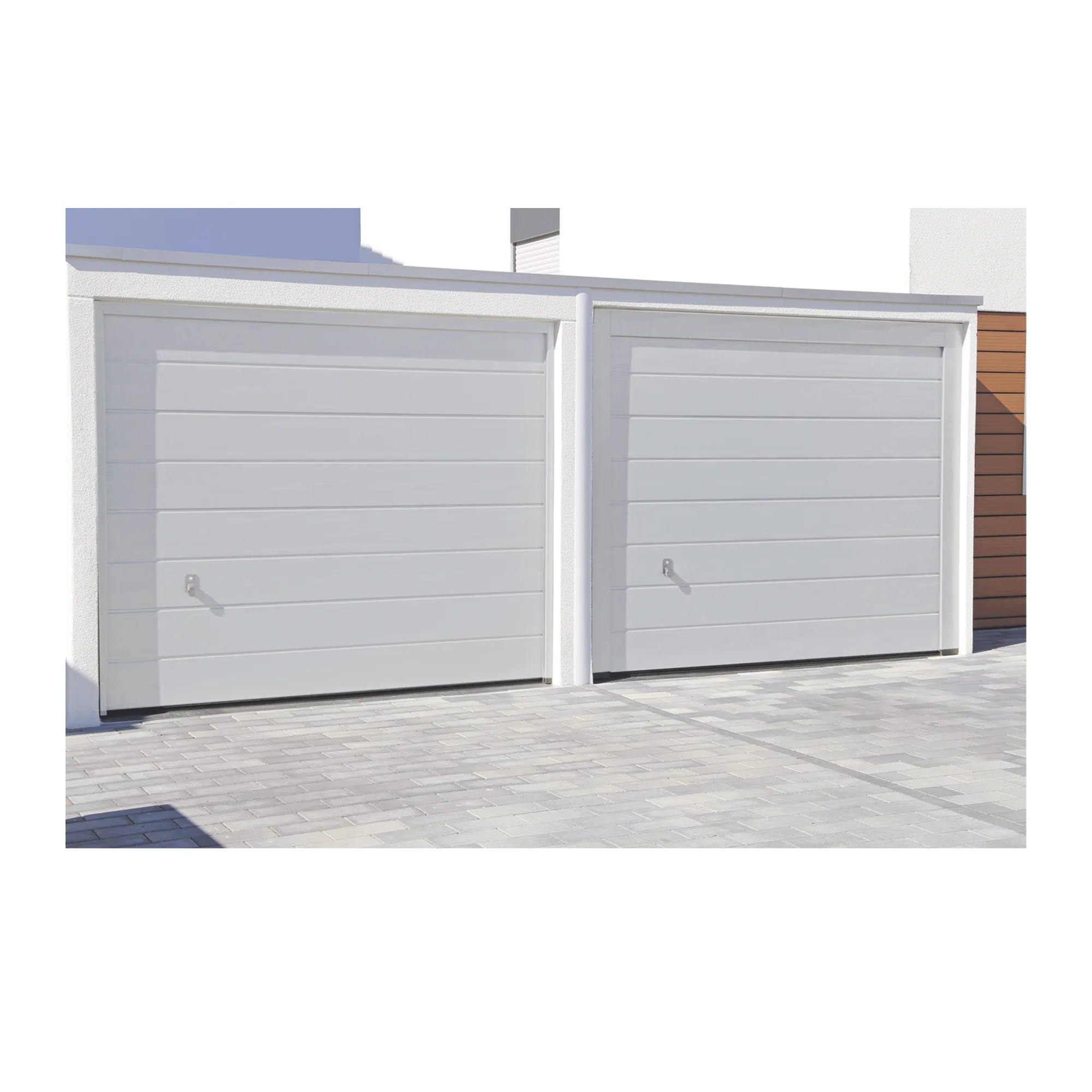 Puerta de Garage de Alta Calidad / Linea Central / Color Blanco 8X7 pies, AISLADA, Estilo Americana.